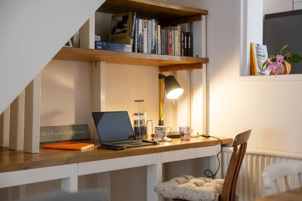 Pure B - Welcoming Bath City 3 Bed House Free Parking & Wifi Eksteriør billede