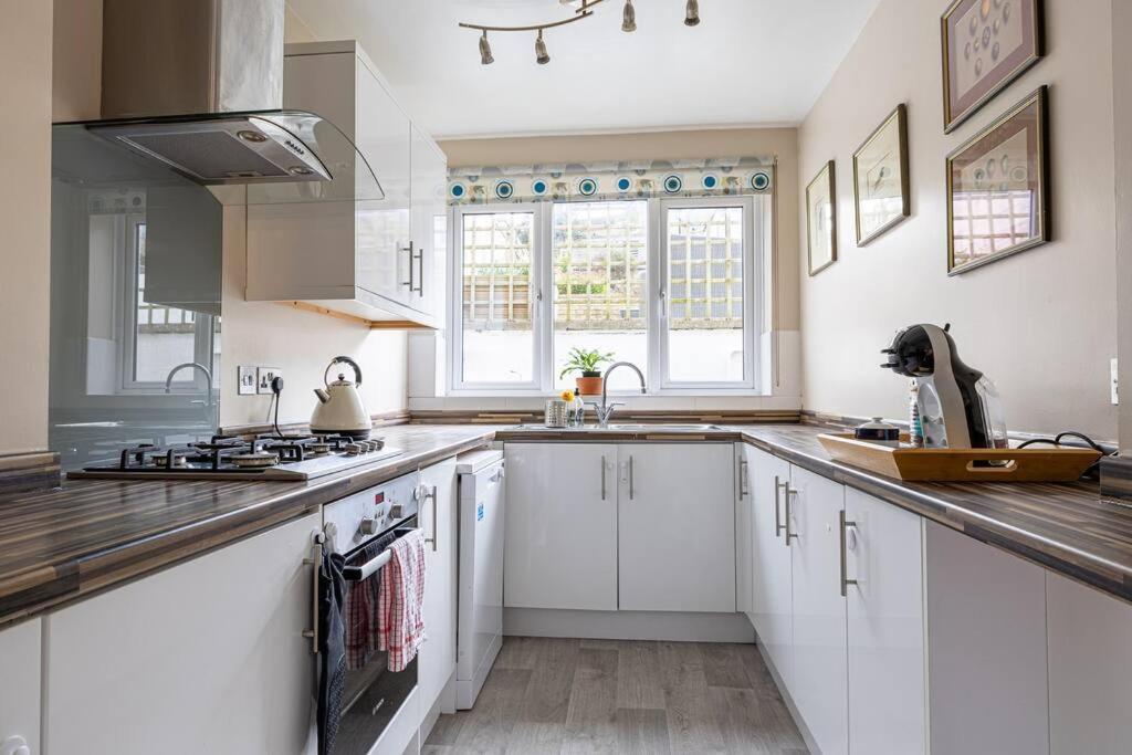 Pure B - Welcoming Bath City 3 Bed House Free Parking & Wifi Eksteriør billede