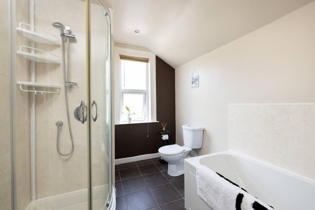 Pure B - Welcoming Bath City 3 Bed House Free Parking & Wifi Eksteriør billede