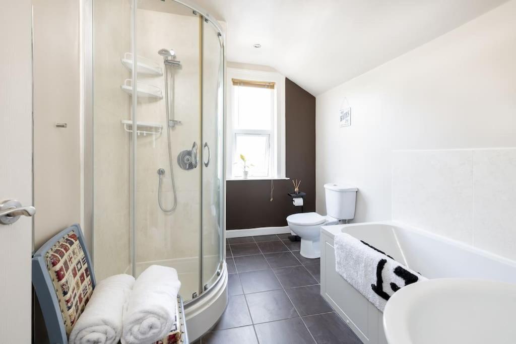 Pure B - Welcoming Bath City 3 Bed House Free Parking & Wifi Eksteriør billede